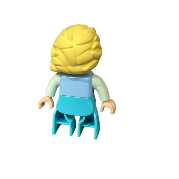 Lego Duplo Disney’s Frozen 3” Replacement Elsa Toy Figure - Picture 6 of 7